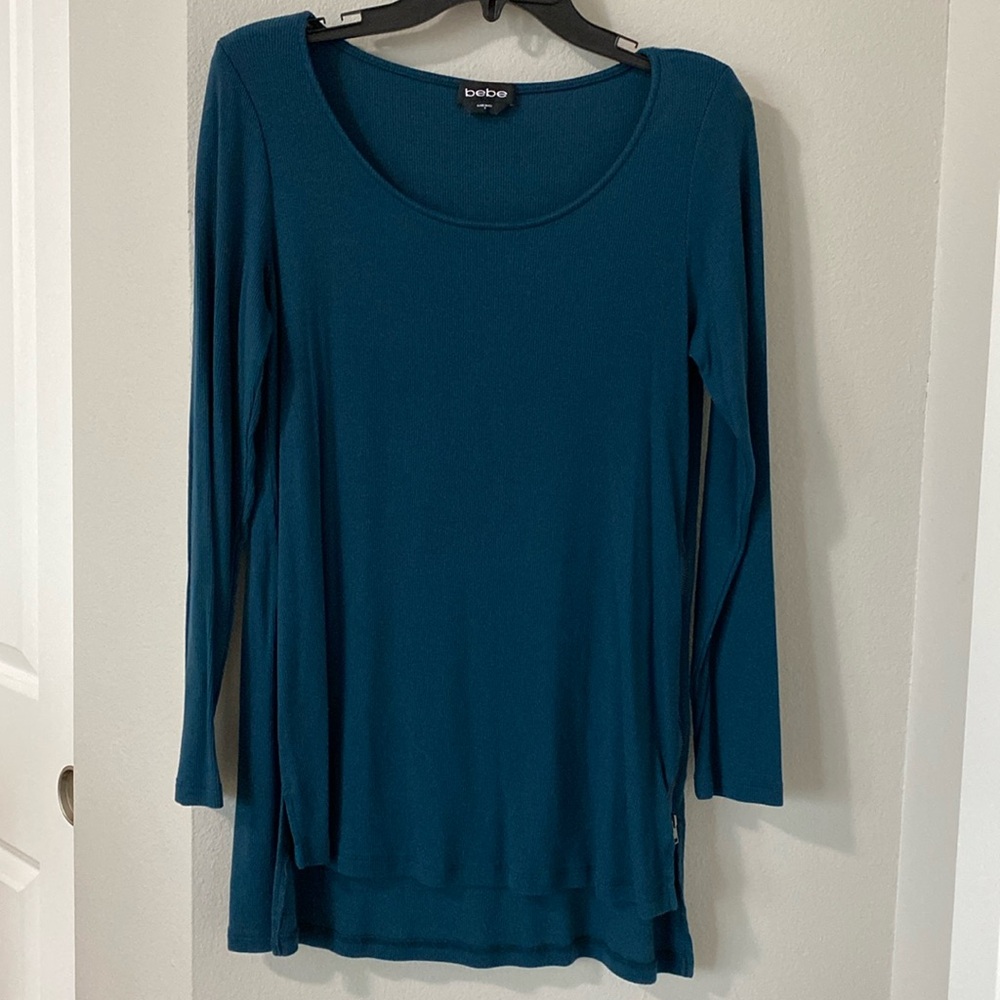 Bebe Side Zipped Long Sleeve Top